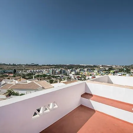 Casa de Férias Almanda - Spacious Perfectly Located Between Marina And The Old Town *
