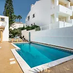 Almanda - Spacious Perfectly Located Between Marina And The Old Town