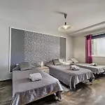 Villa Almanda - Spacious Perfectly Located Between Marina And The Old Town *