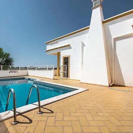Villa Almanda - Spacious Perfectly Located Between Marina And The Old Town